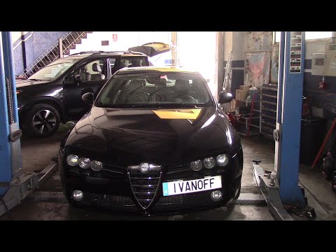 Видео: Alfa Romeo 159  Исправляем шланг ГУРа