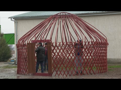 Видео: Түркістан облысында киіз үй жасайтын шебер бар