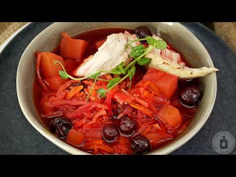 Видео: С приятной кислинкой и бордовым оттенком. КУРИНЫЙ БОРЩ С ВИШНЁВЫМ СОКОМ И ВИШНЕЙ