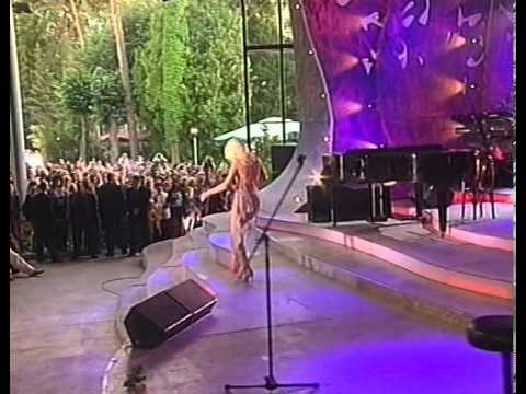 Видео: Н.Ветлицкая - Половинки(Новая волна 2002)