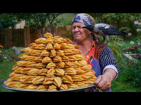 Видео: Праздничная Выпечка — С Орехами И Миндалём