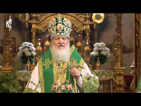 Видео: Проповедь Патриарха в день Святой Троицы