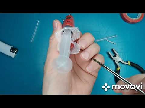 Видео: Выжигатель из шприцев и батареек