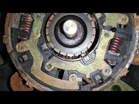 Видео: Opel Vivaro Renault traffic 2.0,Ремонт закисшего вентилятора охлаждения