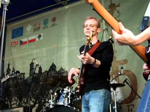 Видео: Мертвий Півень - Ми так жили.. (Прокидання 2009)