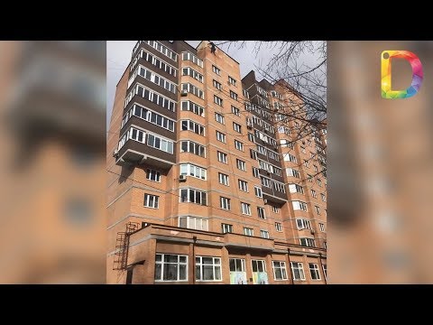 Видео: Кто виноват: кусок фасада упал на голову девочки в Долгопрудном | Новости Долгопрудного