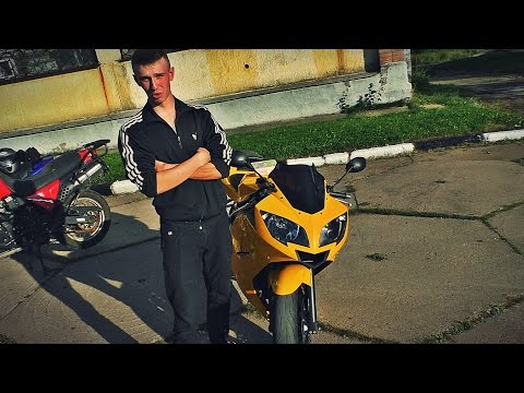 Видео: Triumph Daytona 600 обзор и тест-драйв спортухи