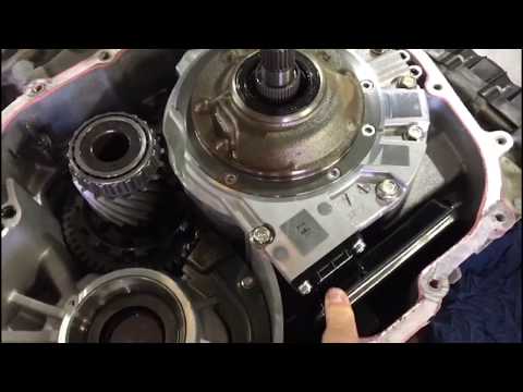 Видео: Полный привод Hyundai IX55 4WD ремонт