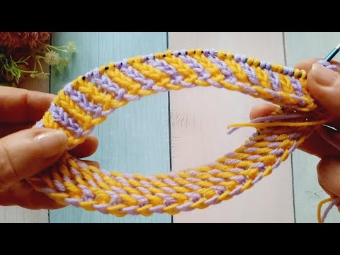Видео: Всего 1 ряд! Не узор, а чудо! Потрясающий двухцветный узор по кругу для шапки, снуда..