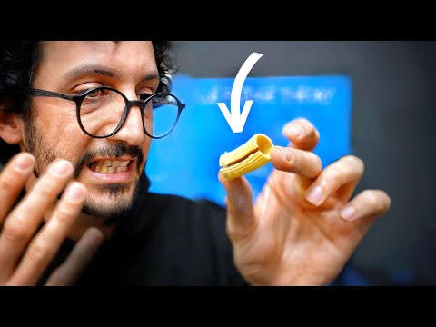 Видео: Вот почему сушить макароны дома почти невозможно