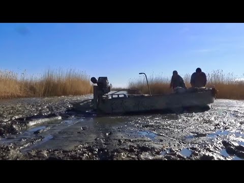 Видео: Не повторяйте! Охота с риском для жизни!