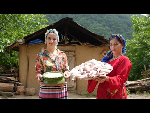 Видео: Жареные куриные ножки, спрятанные под пловом и медленно приготовленные ♧ Деревенская кулинария