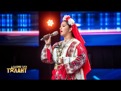 Видео: Мария Пенчева изпълнява красива фолклорна песен I България търси талант