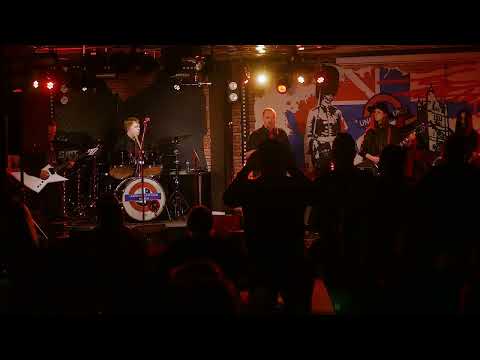 Видео: 2025-10-19 - Группа «HELLBLOCK» - Тверь-Кавер-Фест в клубе «Big Ben»