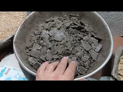 Видео: Лучший корм для кур несушек. Который надо давать Осенью и Зимой.