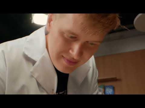 Видео: Розчинення солі та цукру