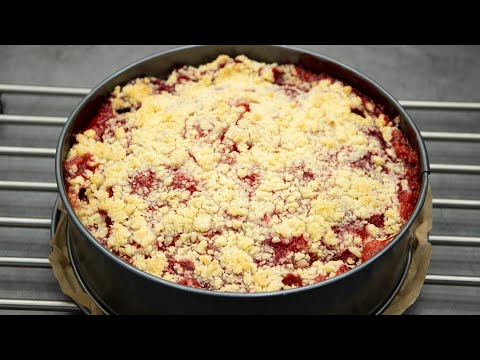 Видео: ЛЕТНИЙ ПИРОГ С КЛУБНИКОЙ 🍓 Простой, нежный и восхитительный на вкус | ЭТО ПРОСТО