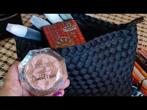 Видео: АСМР 🧚 Что в косметичке 🧚 Близкий шепот 💋