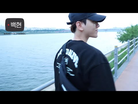 Видео: Влог Бэкхёна (съёмка половины лица/друг love-light/река Хан/свист/свист)