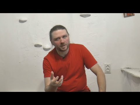 Видео: В мастерской художника Ильи Изюмова