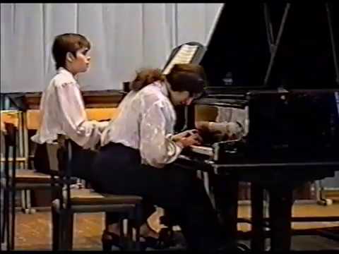 Видео: Надежда Куринная: Фантазия для двух фортепиано (2001) 17 мая 2002 г.