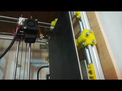 Видео: щелчки в экструдере.