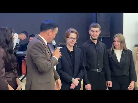 Видео: Киргизистон халк артисти ва бошловчиси Шарипов Кубат хизматда админ: +7 906 917-13-10 Конкурс