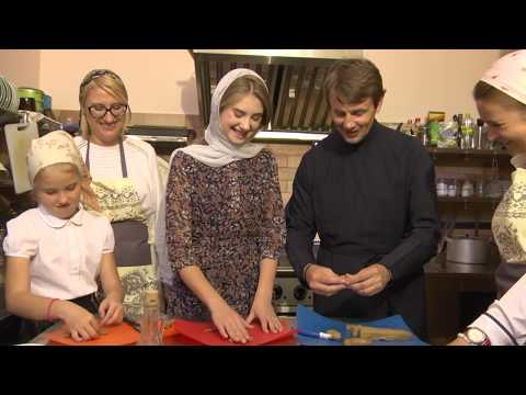 Видео: Час трапезы #5 (Вознесенские лесенки)