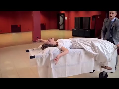 Видео: ФИЛЬМ ПОСПОРИЛА С ОЛИГАРХОМ ЧТО БУДЕТ ЖИТЬ С НИМ МЕСЯЦ! Как выйти замуж за миллионера! Русский фильм