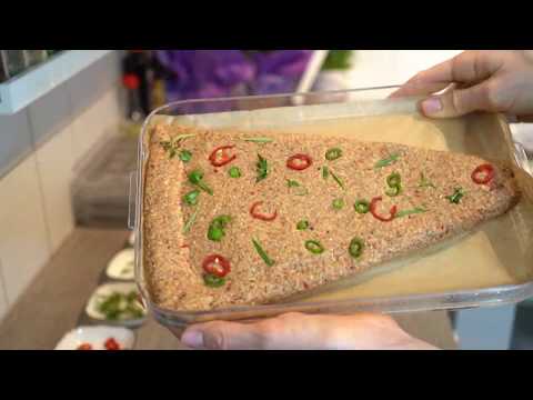 Видео: Сыроедческий хлеб в итальянском стиле. Тесто для пиццы. Сыроедение рецепты.  Диетическое меню.