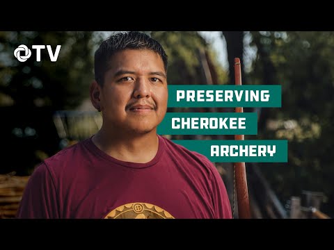 Видео: Изготовление традиционных луков чероки вручную