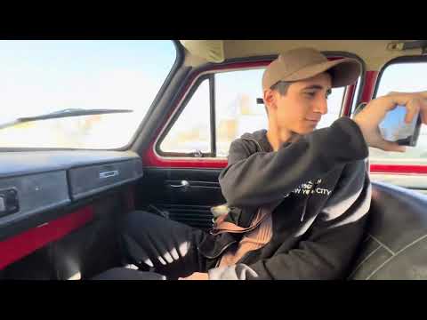 Видео: Нашли заброшенные СССР машины в районе Беспалова