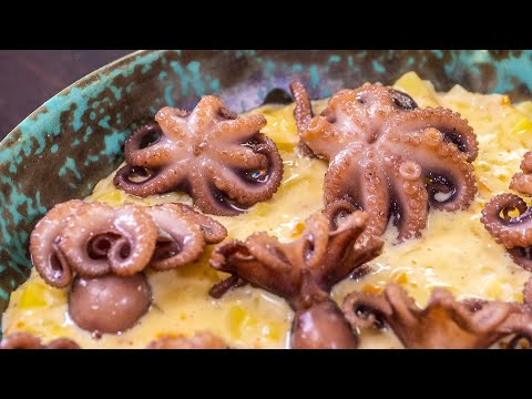 Видео: Порадуй себя деликатесом. Недорого и вкусно. Осьминожки с картофельным ризотто. Ресторанный рецепт