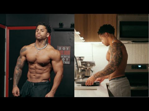 Видео: Вечерняя рутина для рельефа / День плеч