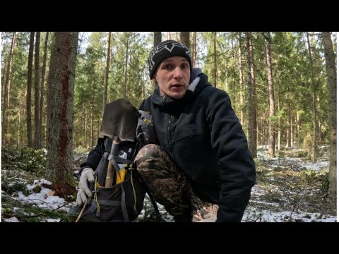 Видео: Брожу по лесу между дикими озёрами ӏ Развожу костёр без спичек