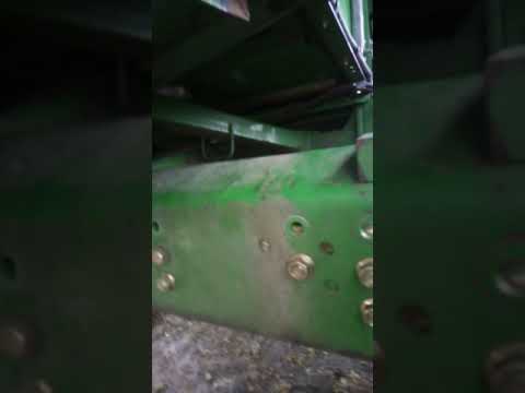 Видео: Как уменьшить потери зерна на комбайне?