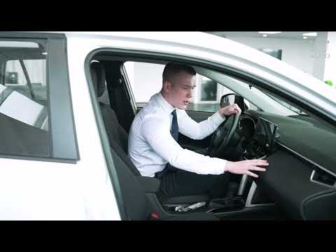 Видео: ОБЗОР TOYOTA COROLLA CROSS. ДИЗАЙН-ИНТЕРЬЕР/ЭКСТЕРЬЕР