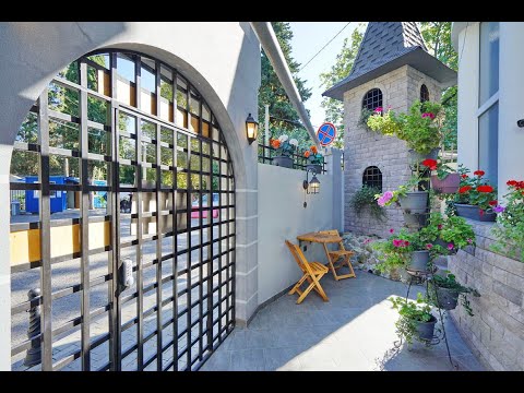 Видео: 🌴ЛАЗАРЕВСКОЕ 22-24 .ул.Калараш,14. Дом "Владимир" 22 и 24, комнамы,цены. +79034490177