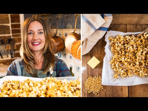 Видео: Сладко-соленая кукуруза с медовой карамелью (домашнее приготовление за 5 МИНУТ) | Лакомство с нуля