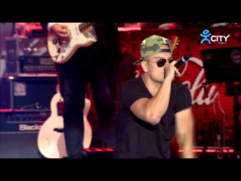 Видео: КРИСТО – Оставам Тук – Live at Coca-Cola Happy Energy Tour 2014 Sofia
