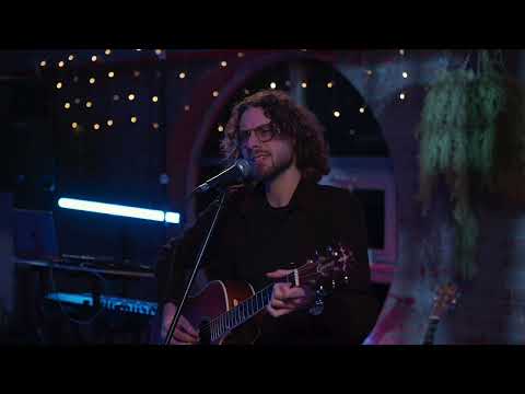 Видео: Илья Гуляев - Позови Меня... (ЛЮБЭ Cover)