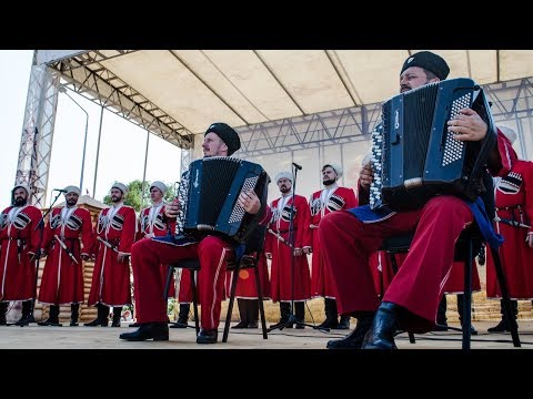 Видео: Один день гастролей Кубанского казачьего хора