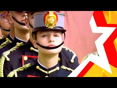 Видео: ЖЕНСКИЕ ВОЙСКА ИСПАНИИ ★ Принцесса ЛЕОНОР принесла присягу флагу Испании #militaryparade
