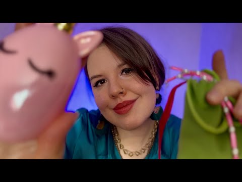 Видео: АСМР | Твоя богатая тётя поболтает с тобой перед сном | Ролевая игра, шепот