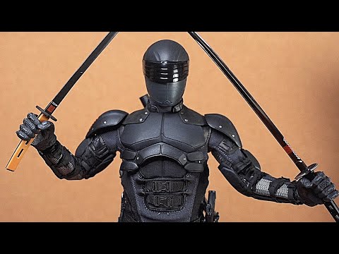 Видео: СНЕЙК АЙЗ от Hot Toys!