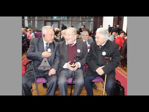 Видео: М.Мамакеев: 95 жаш. Юбилей. Адамдын көзү. Мал союу жөнүндө. Сый чай берип туруу жөнүндө.
