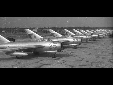 Видео: Аэродром Купянск  От Як-18   до МиГ-21