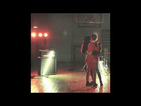 Видео: джизус - девочка в классе (slowed + reverb)