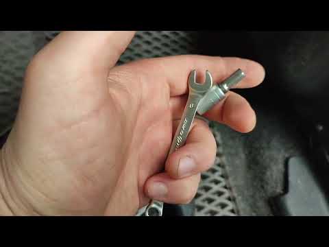 Видео: Замена электропривода заслонки отопителя ГАЗ-31105