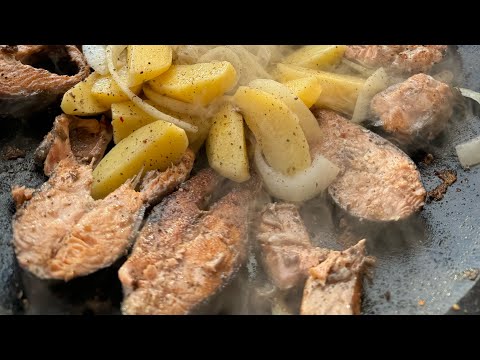 Видео: ГОРБУША на САДЖЕ - САМЫЙ ПРОСТОЙ РЕЦЕПТ